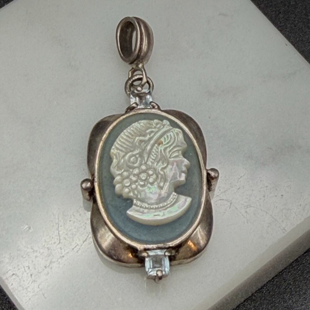 925 Sterling Silver mother-of-pearl MOP blue cameo necklace pendant #M52 Left